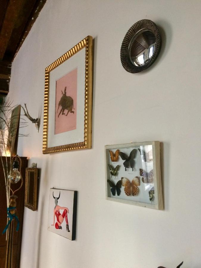 Bed and Breakfast Le Boudoir D'Artiste Semur-en-Auxois Zewnętrze zdjęcie